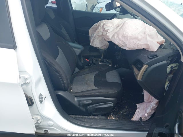 1C4PJLAB5EW245314 Jeep Cherokee Sport