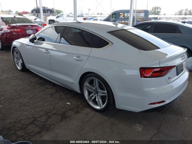 2019 AUDI A5 WAUENCF51KA027018 Photo 2