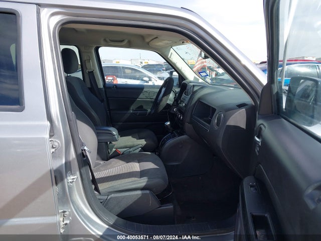Jeep Patriot Latitude 2017 1C4NJPFB4HD184657 Image 5
