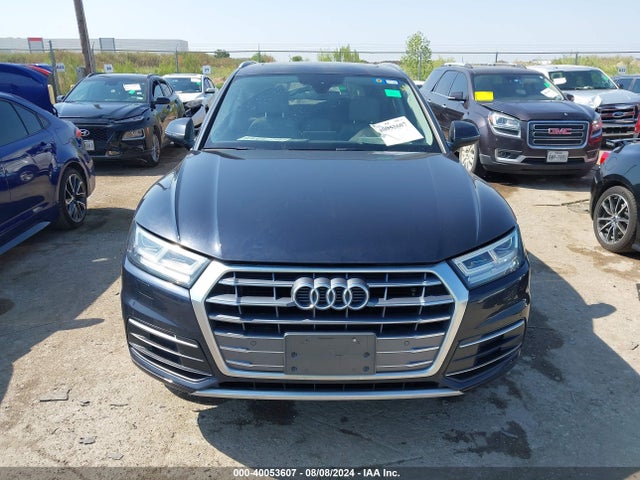 WA1BNAFY4J2023598 Audi Q5 2.0t Premium/2.0t Tech Premium
