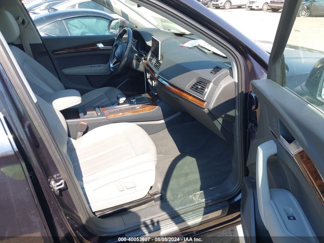 WA1BNAFY4J2023598 Audi Q5 2.0t Premium/2.0t Tech Premium