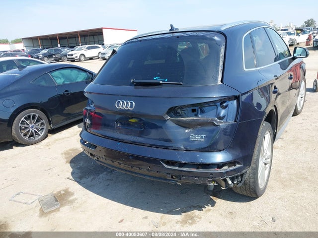 WA1BNAFY4J2023598 Audi Q5 2.0t Premium/2.0t Tech Premium