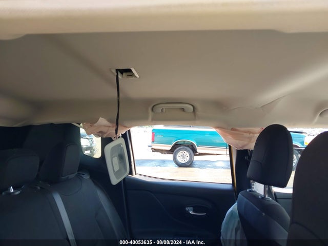 ZACCJBBBXHPG31946 Jeep Renegade Altitude 4x4