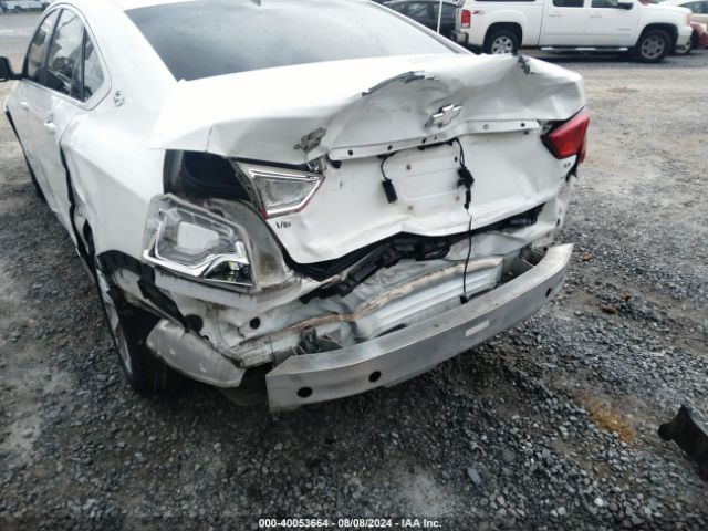 2G1125S32F9178647 Chevrolet Impala 2lt