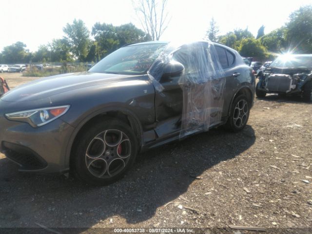ZASPAKBN4P7D49798 Alfa Romeo Stelvio Ti Awd