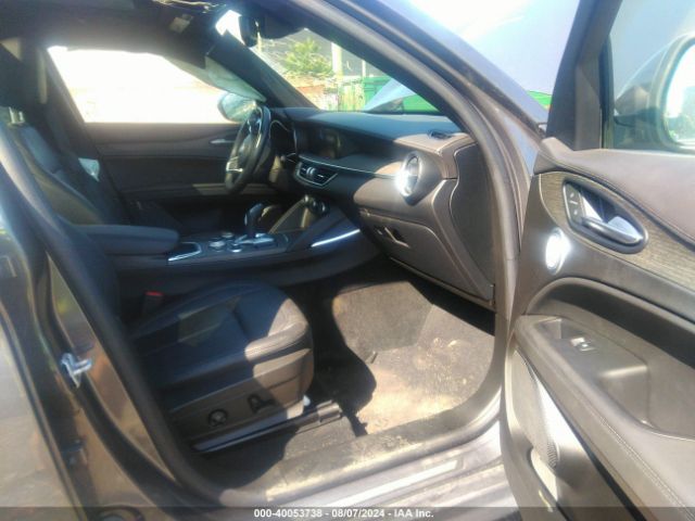ZASPAKBN4P7D49798 Alfa Romeo Stelvio Ti Awd