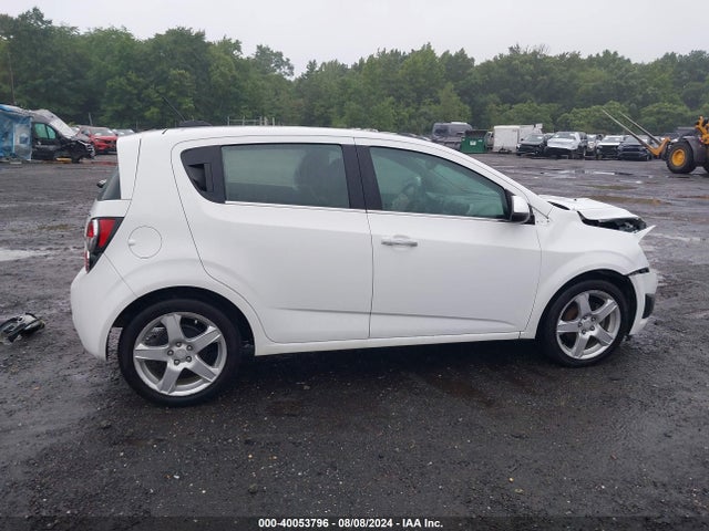 Chevrolet Sonic Ltz Auto 2016 1G1JE6SB4G4135145 Image 13