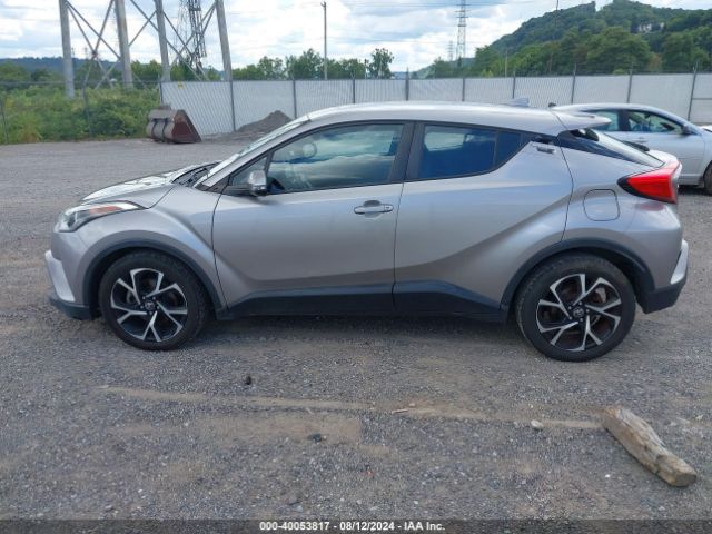 NMTKHMBXXJR015489 Toyota C-HR XLE