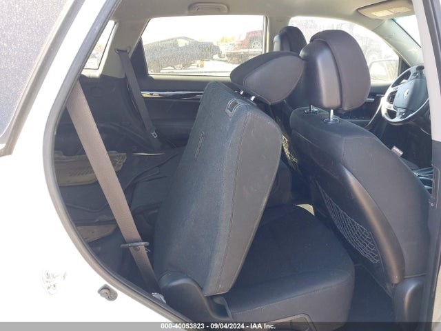 KIA Sorento Lx V6 2015 5XYKT4A77FG620575 Image 8