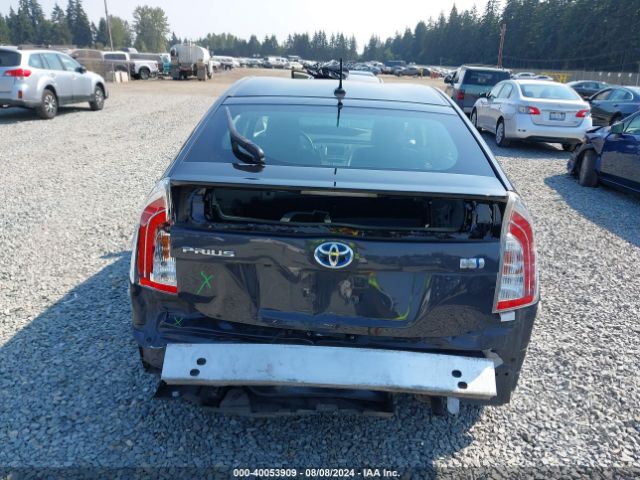JTDKN3DU2F0444398 Toyota Prius Four