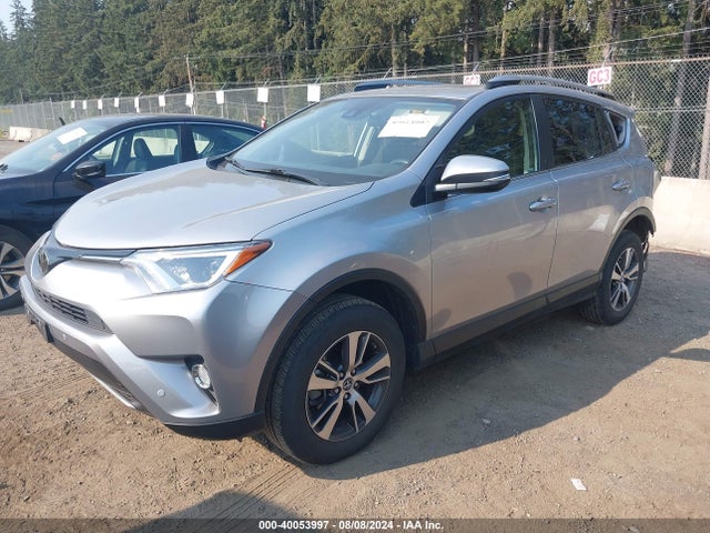 Toyota Rav4 Xle 2018 JTMRFREV6JJ220706 Image 2