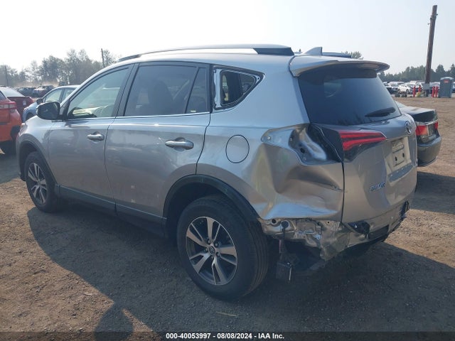 Toyota Rav4 Xle 2018 JTMRFREV6JJ220706 Image 3