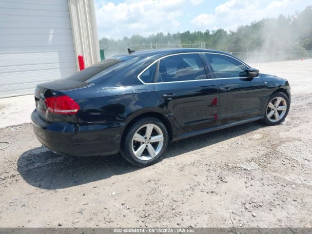 1VWAT7A31EC042676 Volkswagen Passat 1.8t Wolfsburg Edition