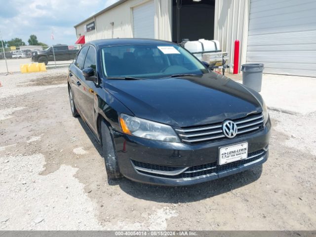 1VWAT7A31EC042676 Volkswagen Passat 1.8t Wolfsburg Edition