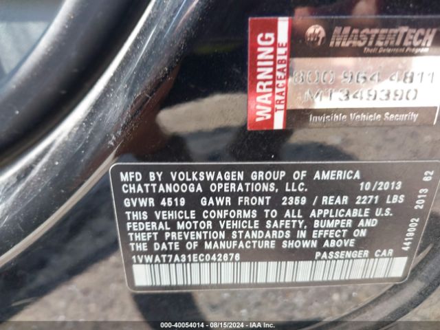1VWAT7A31EC042676 Volkswagen Passat 1.8t Wolfsburg Edition