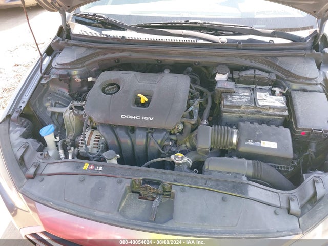 Hyundai ELANTRA SE 2017 KMHD84LF2HU242483 Image 10