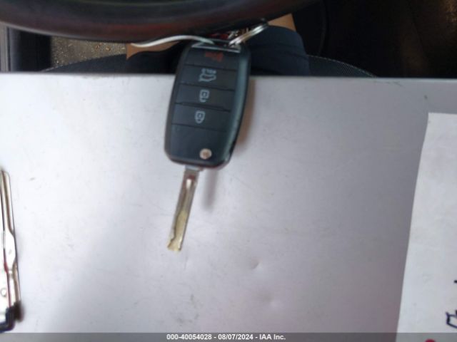 KNDJP3A54H7425445 KIA SOUL +