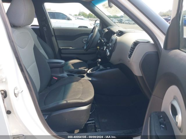 KNDJN2A21G7391906 KIA Soul