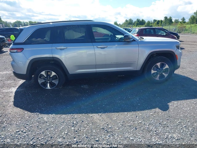 Jeep Grand Cherokee 4xe 2024 1C4RJYB60RC115701 Image 12