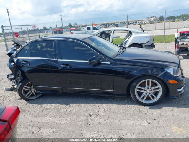 WDDGF8AB0EA941368 Mercedes-Benz C 300