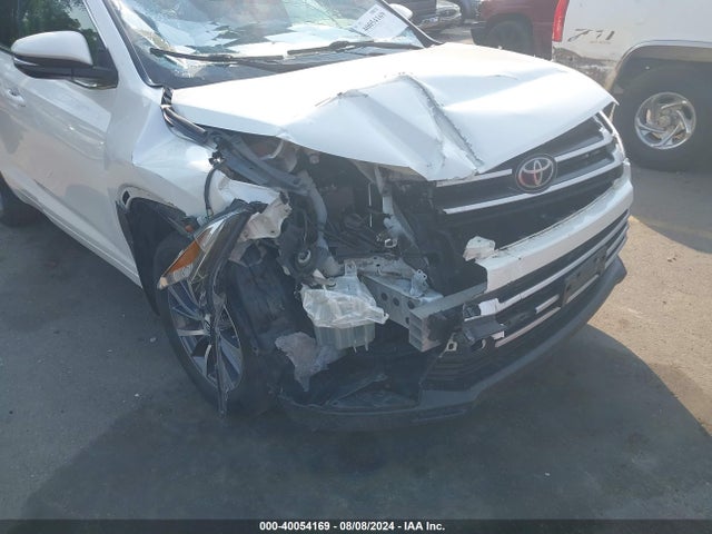 Toyota Highlander Xle 2017 5TDJZRFH2HS427507 Image 6