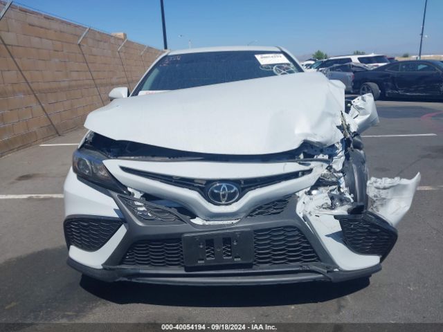 4T1T11AK1NU046349 Toyota CAMRY SE