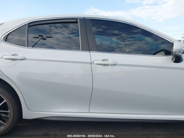 4T1T11AK1NU046349 Toyota CAMRY SE