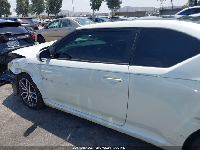 Scion TC 2015 JTKJF5C71FJ013411 Image 15