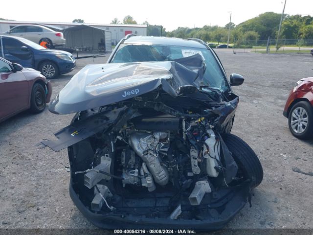 3C4NJCBB6HT690726 Jeep New Compass Latitude Fwd