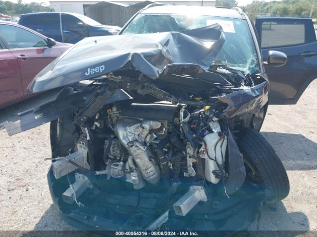 3C4NJCBB6HT690726 Jeep New Compass Latitude Fwd