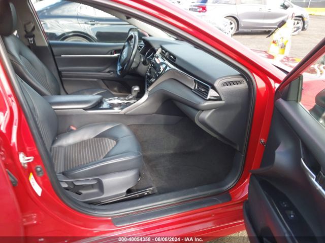 4T1B21HK8KU011172 Toyota Camry Hybrid Se