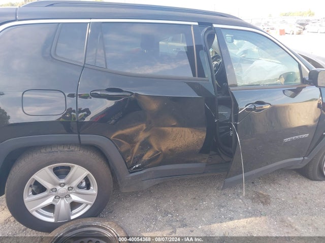 3C4NJCBB6NT167394 Jeep Compass Latitude Fwd