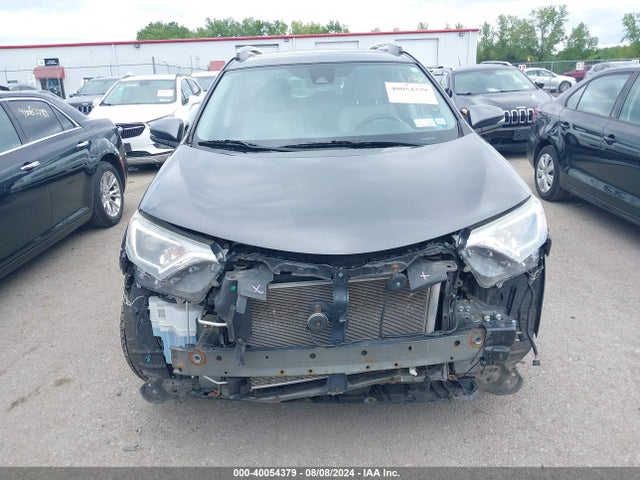 Toyota Rav4 Xle 2017 JTMRFREV9HJ706663 Image 13