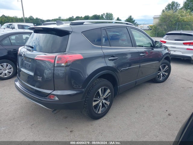 Toyota Rav4 Xle 2017 JTMRFREV9HJ706663 Image 4