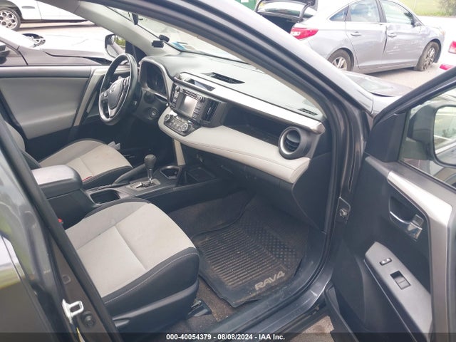 Toyota Rav4 Xle 2017 JTMRFREV9HJ706663 Image 5