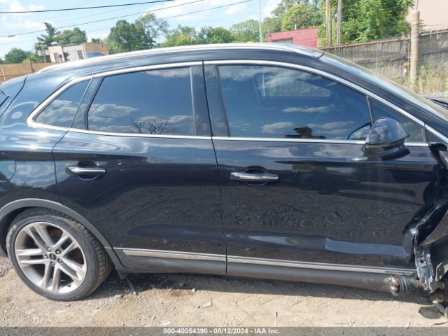 5LMCJ3D90KUL01814 Lincoln Mkc Reserve