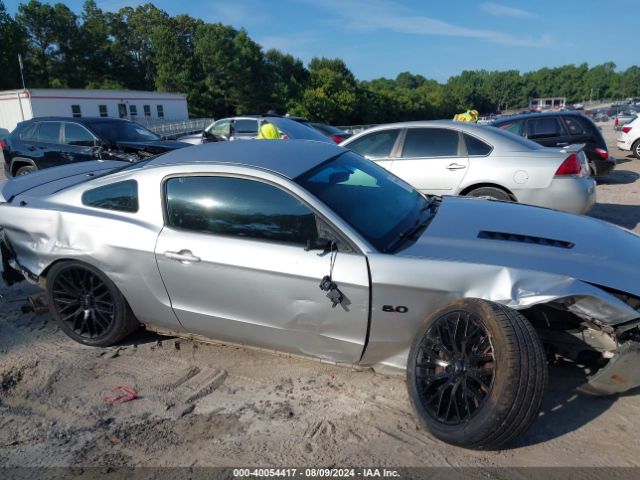 1ZVBP8CFXE5225777 Ford Mustang Gt Premium