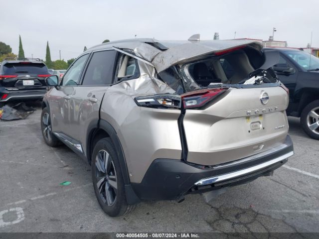 JN8AT3DC3MW106872 Nissan Rogue Platinum Fwd