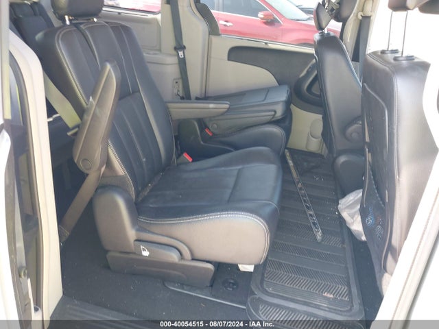 2C4RC1BG6FR697364 Chrysler Town & Country Touring
