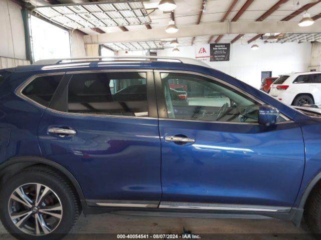 5N1AT2MT0HC836165 Nissan Rogue Sl