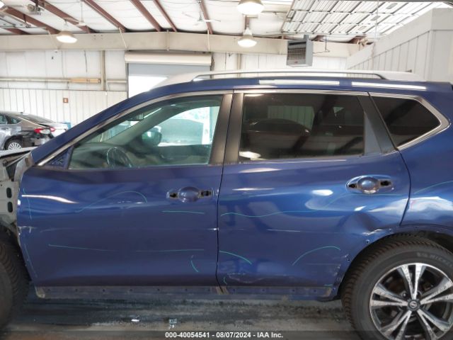 5N1AT2MT0HC836165 Nissan Rogue Sl