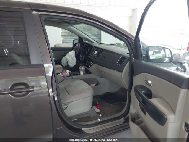 KNDMB5C16F6037217 KIA SEDONA LX