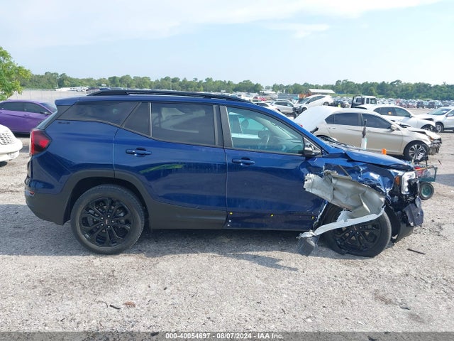 3GKALMEV7NL185217 GMC Terrain Fwd Sle