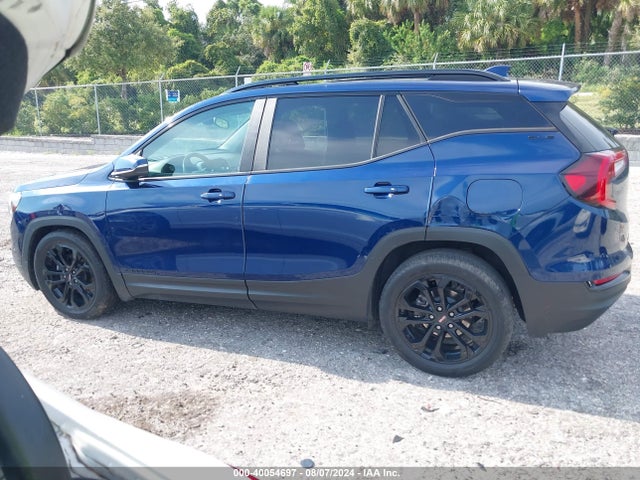 3GKALMEV7NL185217 GMC Terrain Fwd Sle
