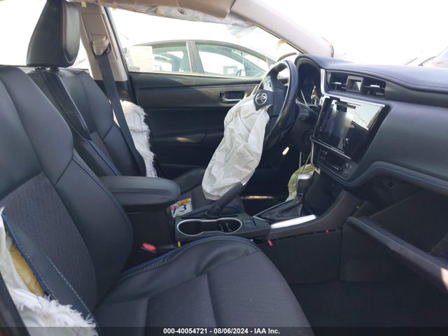Toyota COROLLA SE 2018 5YFBURHE0JP784737 Image 5
