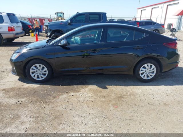 5NPD74LFXKH432329 Hyundai ELANTRA SE