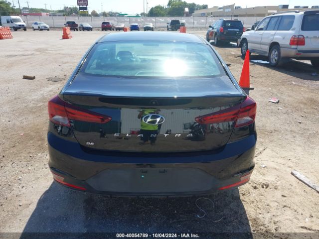 5NPD74LFXKH432329 Hyundai ELANTRA SE