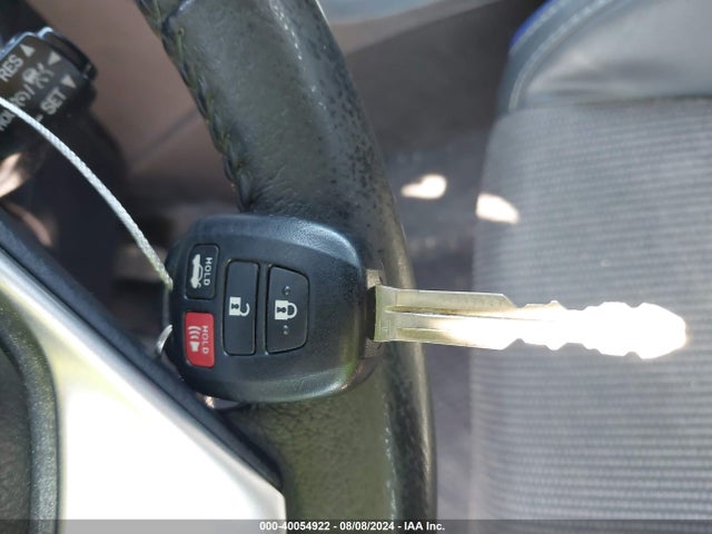 Toyota COROLLA SE 2017 5YFBURHE6HP686693 Image 11