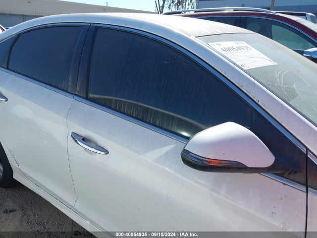 Hyundai SONATA SEL 2019 5NPE34AF9KH743849 Image 13
