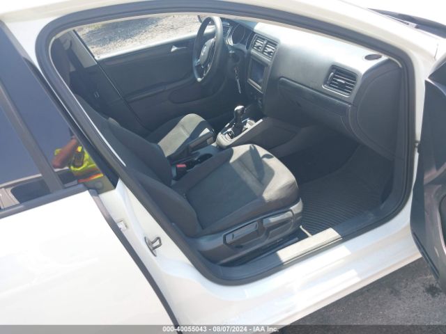 3VW2K7AJ9FM352841 Volkswagen Jetta 2.0l S